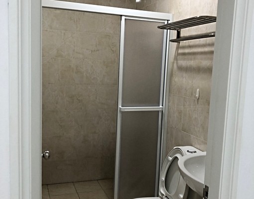 竹光路近中正,陽台.獨洗.電梯租9500元 - Image 3