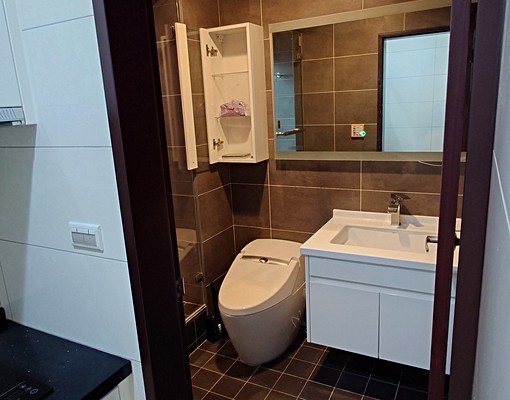 新北市板橋區四川路一段 - Image 3