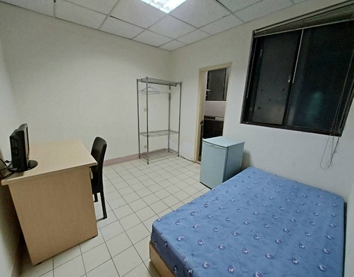淡江大學圖書館側門套房近輕軌捷運 - Image 1