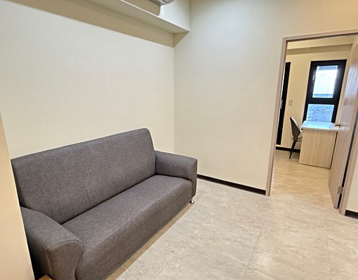 近駁二、中山大學,全新可養貓兩房一衛住家 - Image 3