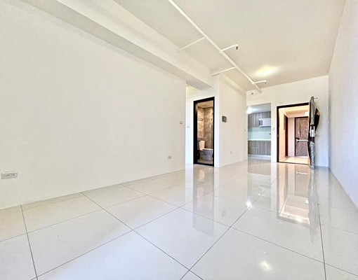 可租補｜附全傢俱｜租金含管｜高雄大學全新三房平車｜楠梓台積電 - Image 1