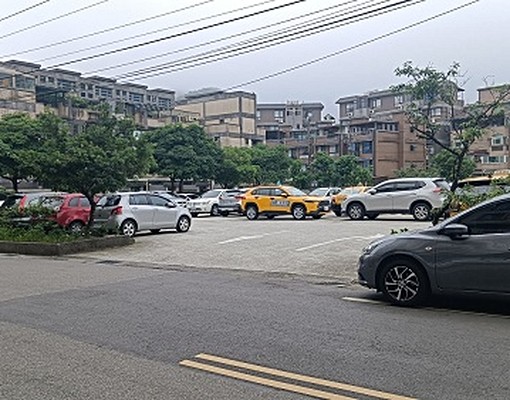 武聖街頂加6樓大套房全新裝潢家具家電有廚房可開伙 - Image 8