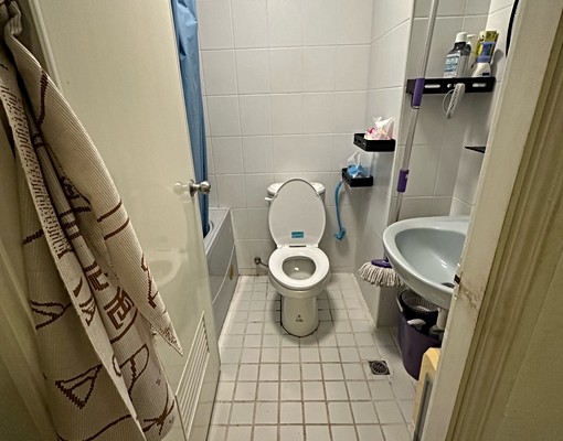 可租補報稅/陽光雅房/變頻冷暖氣台電 - Image 3