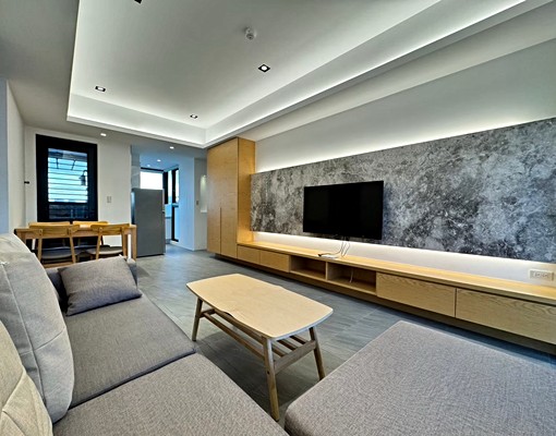 青埔地王#步行高鐵4分#全聯/影城皆在正對面#報稅可談 - Image 1