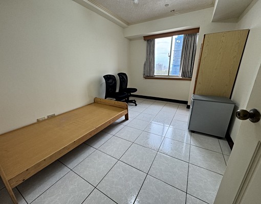 捷運明德站/三房兩廳社區大樓/雙陽台/生活機能佳 - Image 10