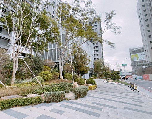 【租】東區巴克禮全新三房附平車位 - Image 13