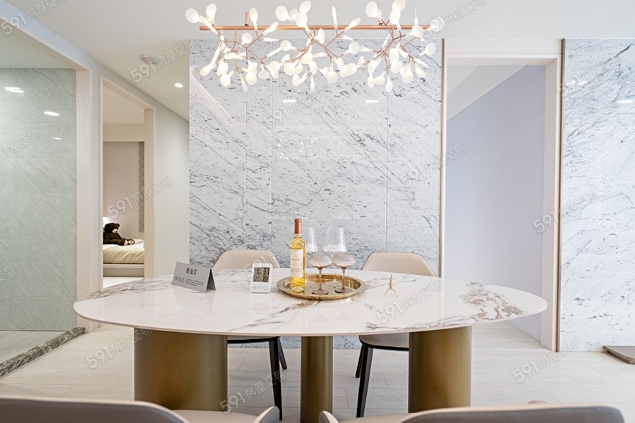 鳳凰萃樣/實品屋