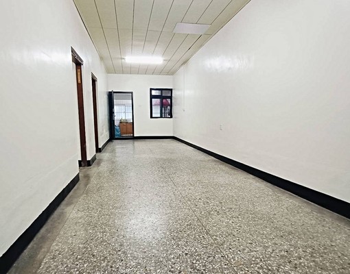 一中旁888萬透天