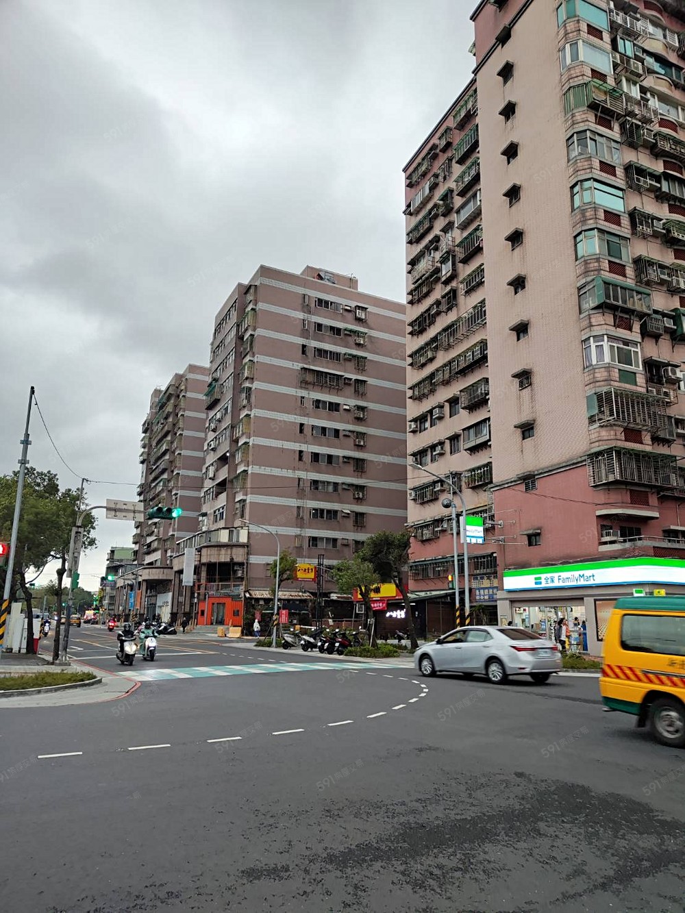 大順天廈，高樓層大四房 - Image 1