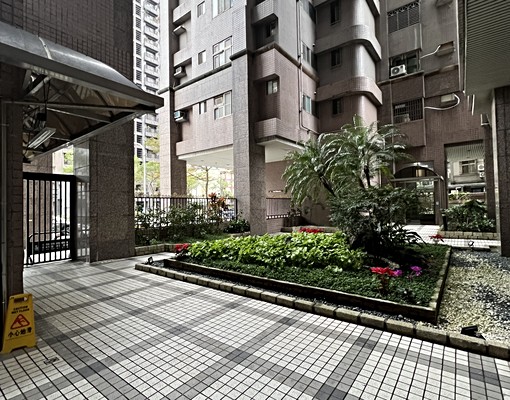 社宅『可租補、可戶籍』新店捷運大坪林站電梯套房、免仲介費 - Image 2
