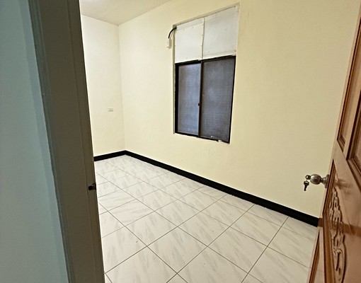 中壢龍昌路252巷整棟二層樓透天可租補 - Image 12