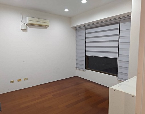 寬敞明亮4房平面車位~風尚二期~ - Image 7