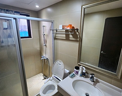 加line問經國轉運站旁~大河戀邊間大三房無車 - Image 8