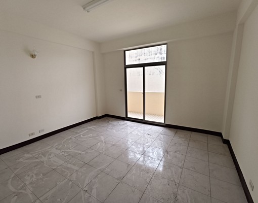 🏠🏠🏠南區永成路三段寬敞店面住家🏠🏠🏠 - Image 11