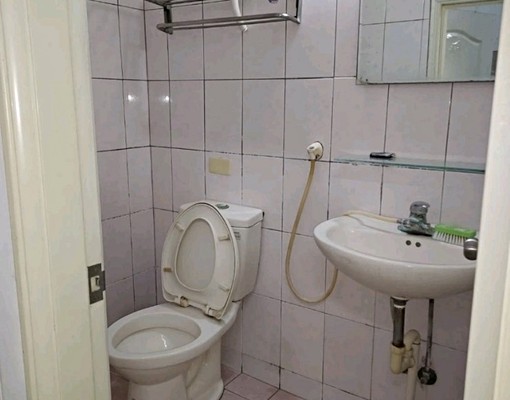 鳳山建國路麥當勞近鳳山火車站青年路長庚 - Image 6