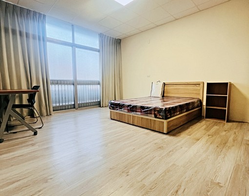 整層合租中西區金華路上一房一廳一陽台可寵 - Image 1