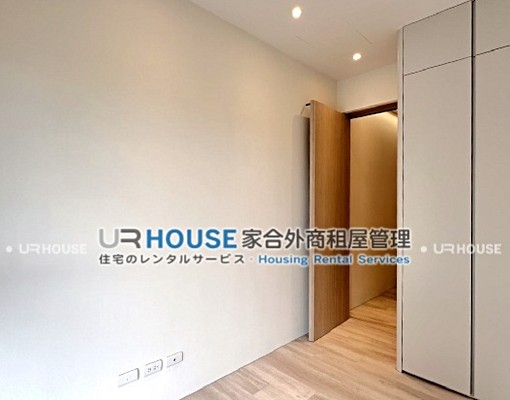 中山新穎無印裝潢1+1全新設備 - Image 8