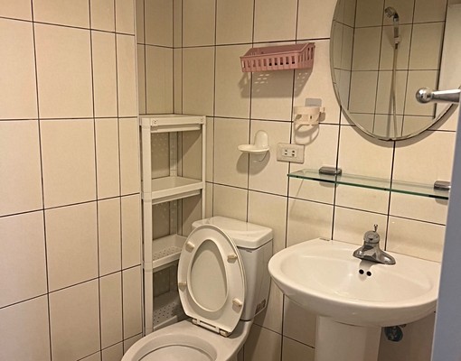 菜寮捷運採光大套房~近忠孝橋 - Image 2