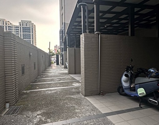 獨立套房｜近家樂福澄清店、正修、長庚 - Image 7