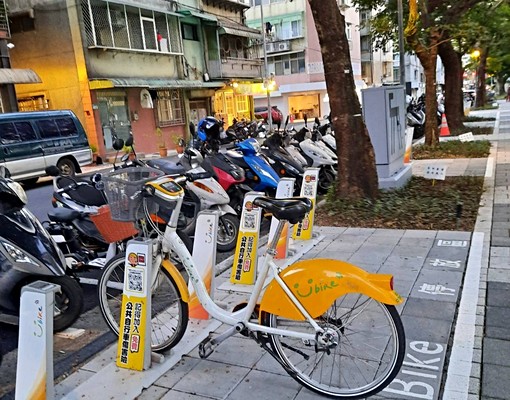 廣慈公園園區、信義區行政大樓、交通便利、生活機能佳 - Image 9
