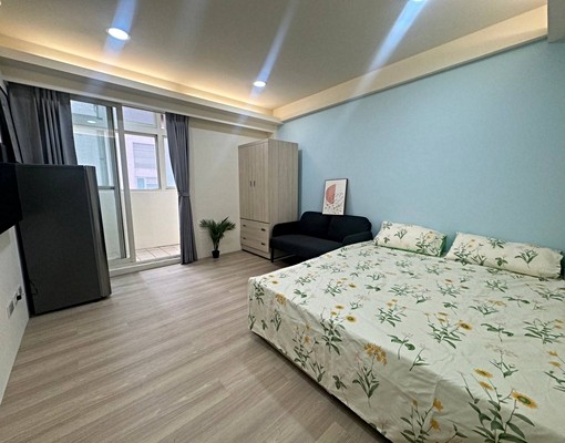 首次曝光近北大教堂獨立陽台洗衣機電梯套房 - Image 5