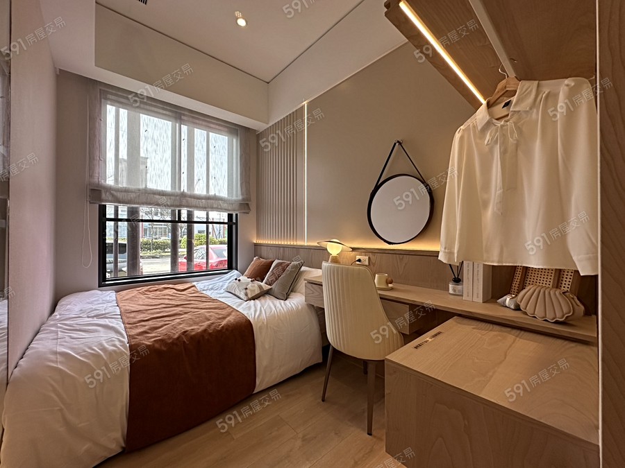 逸偉A+樣/實品屋