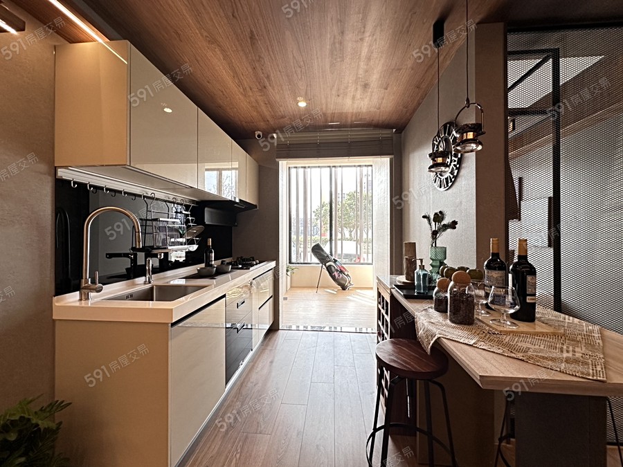 逸偉A+樣/實品屋