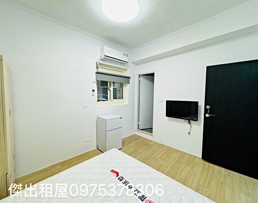 傑出租屋/夜市稀有萬元內,獨洗,可寵! - Image 3