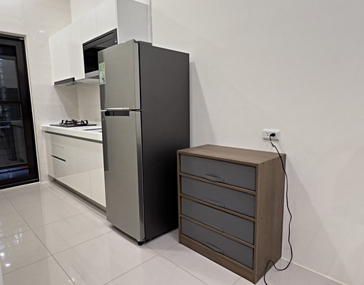 南屯嶺東🍎全室挑高4米2。1+1房平車🍎家具全配 - Image 4