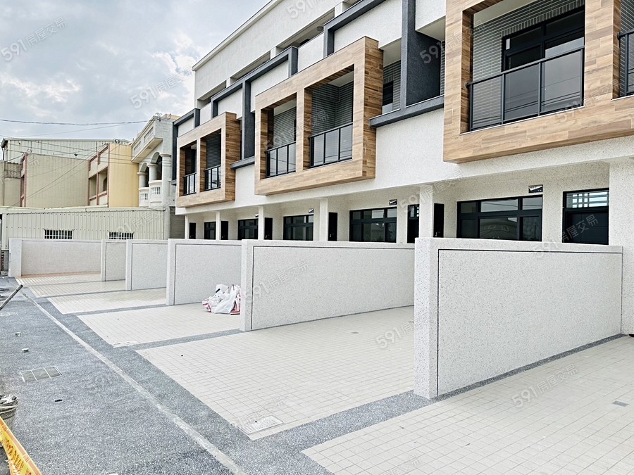 磊璟六悅天實景圖