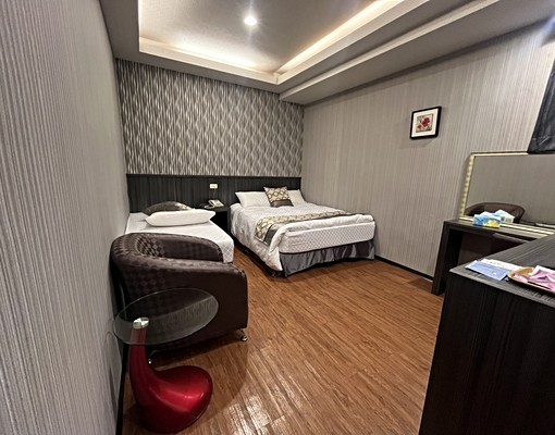 安家租賃🏠|✅可短租|包水電安平美套房 - Image 8