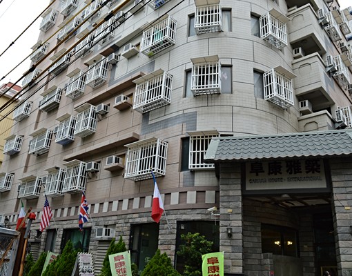 阜康雅築電梯套房出租/24小時門禁管制/近南應大/室內機車 - Image 2