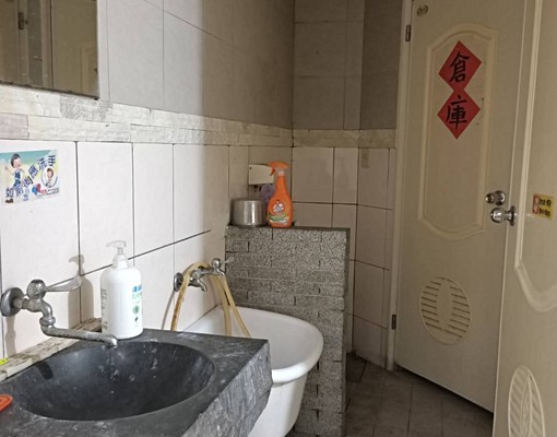 深坑老街旁金店面~指名阿宏 - Image 9