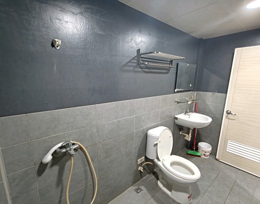 全新裝璜溫馨大套房（可租補） - Image 5