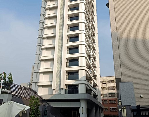 可租補：大寮全新高級大樓「分租套房」景色優 - Image 1