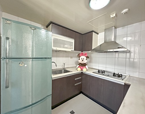 VERY乾淨方便三房車,近家樂福700公尺~ - Image 6