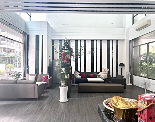 綠公寓高榮館☀️近榮總x台積電x高鐵站x交流道附健身房 - Image 1