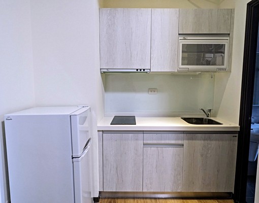 🚩電梯套房|家具家電齊全屋況佳|挑高獨立大陽台,採光通風佳 - Image 6