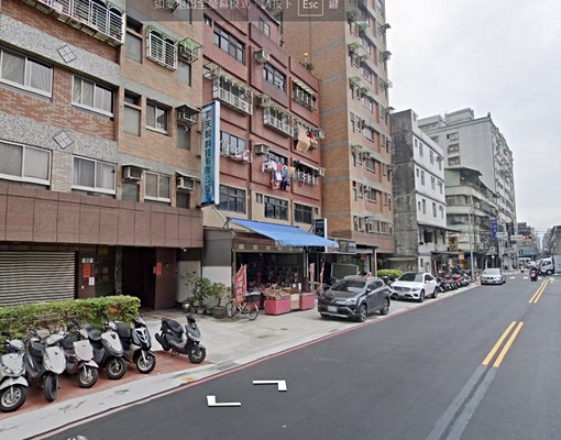 免仲介費/三重戶政旁福隆路/機械車位/社區地下 - Image 1