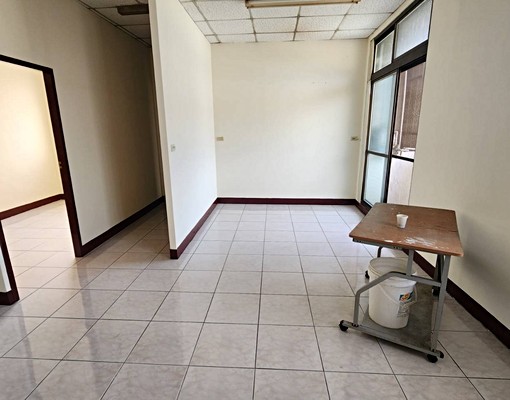 長龍路3樓透天大面寬空間大 - Image 5