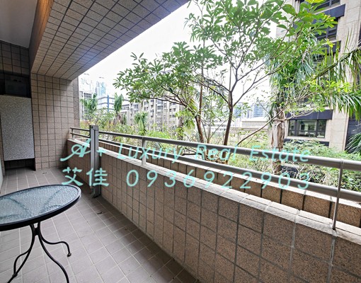 千坪花園泳池豪華公設有傭房近捷運101維也納我成交過 - Image 9