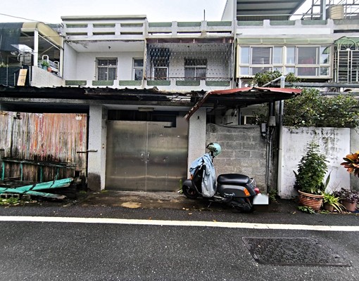 專任出租國風國中原屋況庭院透天 - Image 1