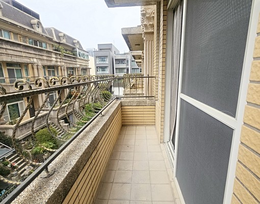 ★★★誠信小施🏠近文元國小透天花園有孝親房車墅 - Image 14