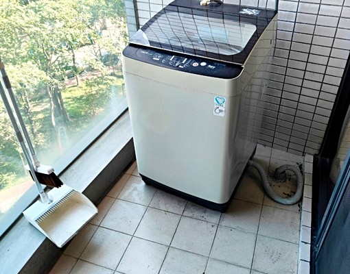 台水電獨立套房‧中山醫大陽台面公園 - Image 3