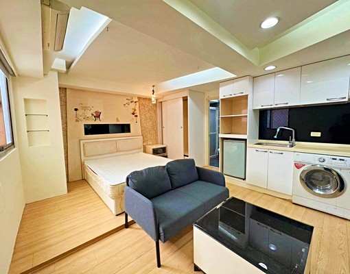 三民高中捷運徐匯廣場歐式小香風電梯一房一廳魔術大空間可開伙 - Image 4