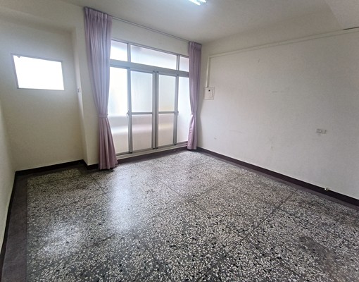 正中清路二段|兩房附陽台|可租補 - Image 2