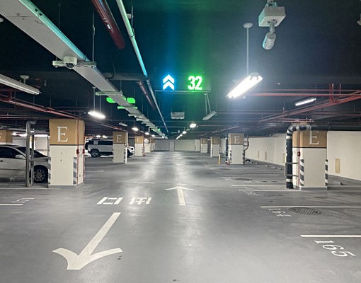 南門市場地下停車場汽機車月票販售中! - Image 1