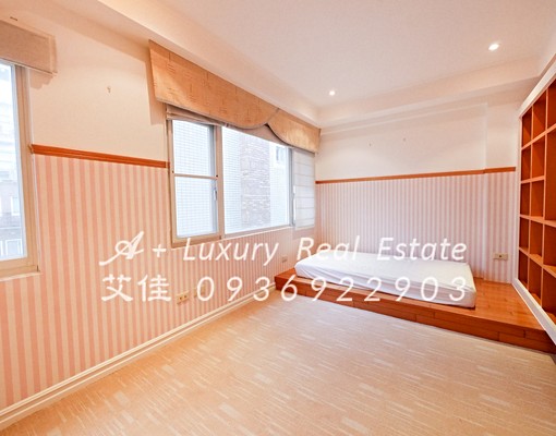 麗景山莊別墅豪華大客廳有傭人房近捷運MRT - Image 13