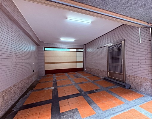 近文藻一分鐘!大坪數分租套房!每房可住1-2人 - Image 3