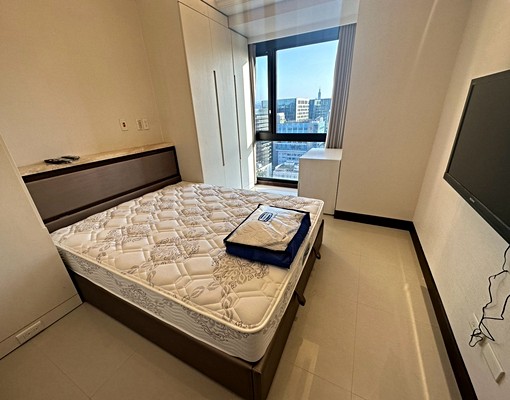 ~~港墘MRT,超高樓美景,採光佳,2+1~~ - Image 3